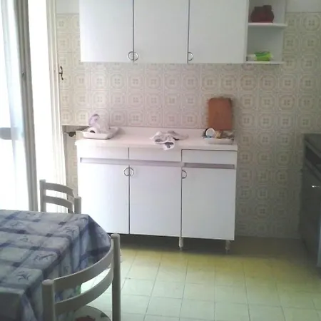 Apartment Trilocale Con Posto Auto Privato A 5 Minuti A Piedi Dalla *