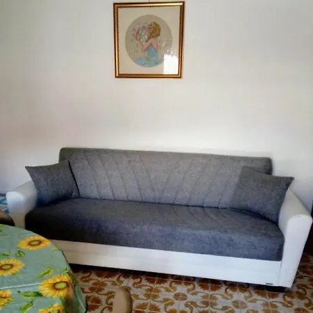 Trilocale Con Posto Auto Privato A 5 Minuti A Piedi Dalla *