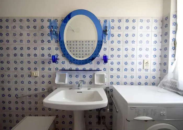 Trilocale Con Posto Auto Privato A 5 Minuti A Piedi Dalla Apartamento