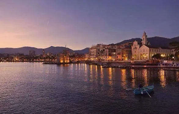 Trilocale Con Posto Auto Privato A 5 Minuti A Piedi Dalla Appartement Rapallo