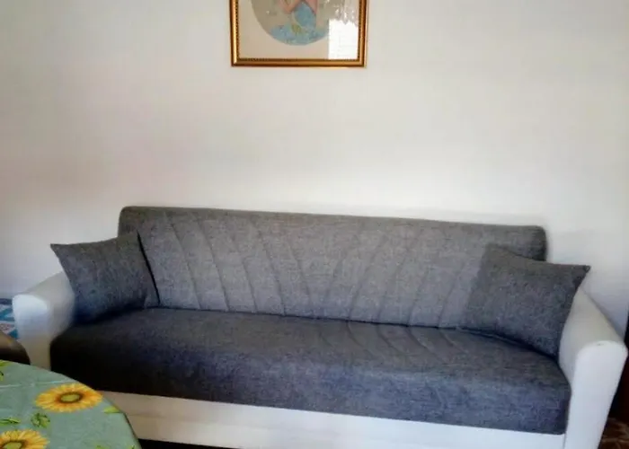 Trilocale Con Posto Auto Privato A 5 Minuti A Piedi Dalla *